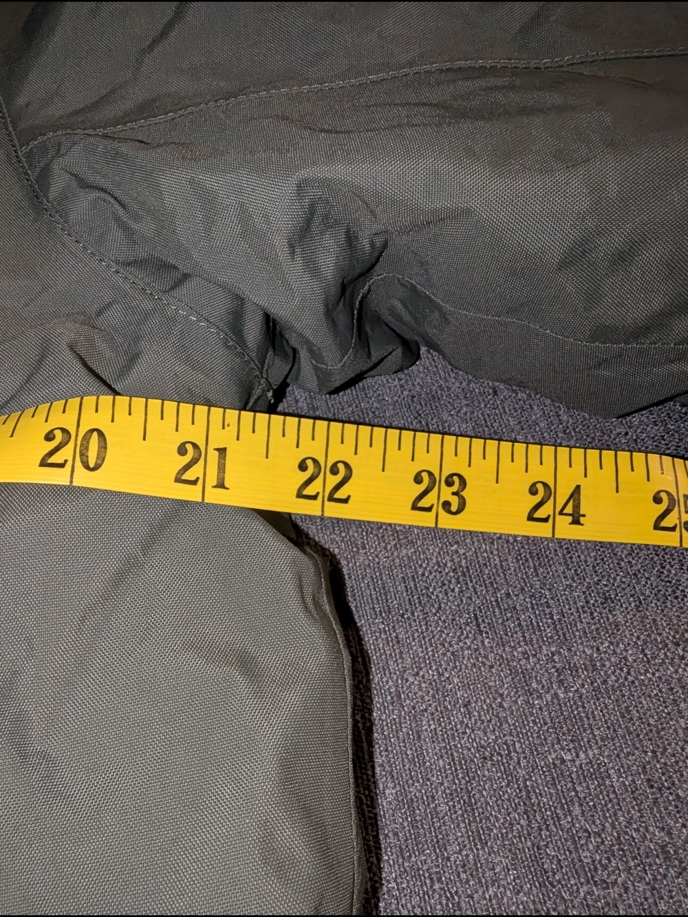 The North Face Men's Insulated Puffer Winter Jacket - Picture 4 of 7
